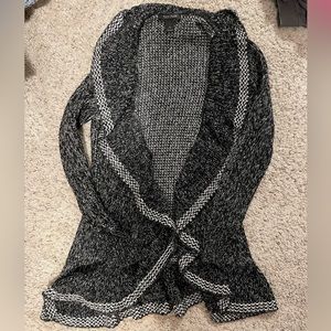 White House black market sweater cardigan